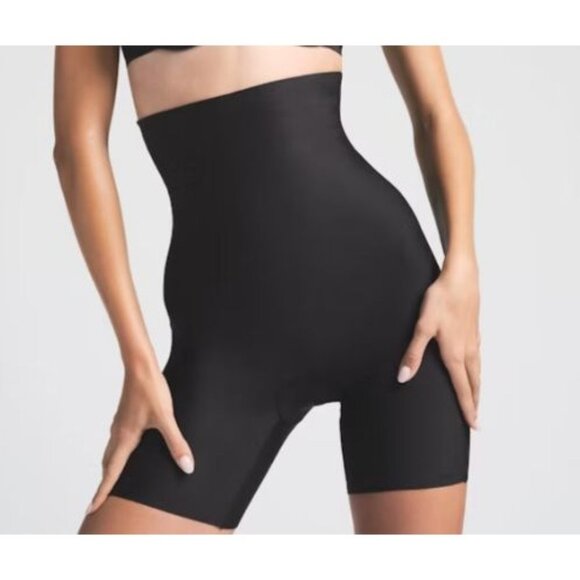 $80 NWT SKIMS BODY CORE SCULPT HIGH-WAISTED ONYX SHORTS SZ L - Picture 1 of 1